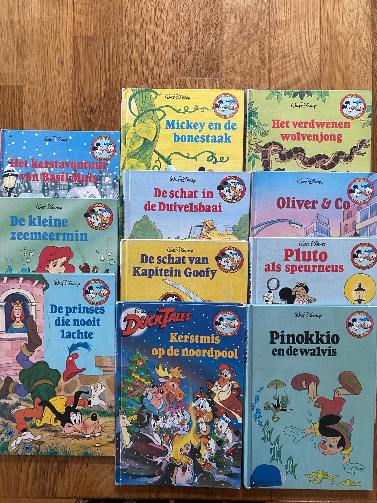 Disney Boeken Collectie - 11 Sprookjes en Avonturen, Boeken, Ophalen of Verzenden, Gelezen, Sprookjes