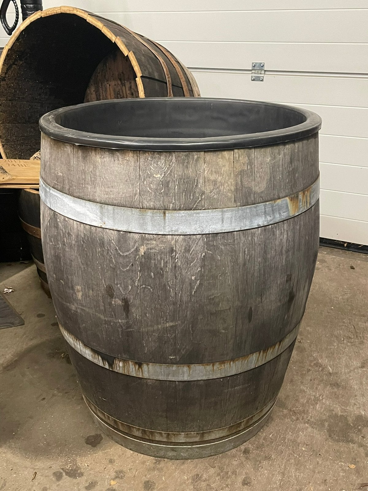 Hoge eiken bloembak rond met binnenbak van wijnvat, Tuin en Terras, De tonnellerie, Rond, Nieuw, Ophalen of Verzenden