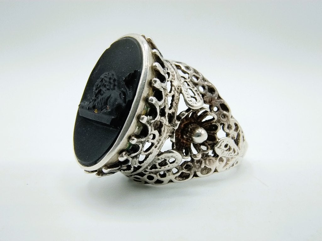 Zilveren trompet ring met leeuw in onyx, 18 mm, 18 tot 19, Info@zilverwebsite.nl, Verzenden, Zilverwebsite.nl