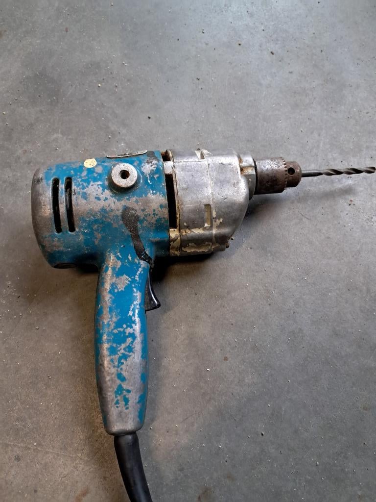 Oude Black & Decker boormachine., Ophalen of Verzenden, Gebruikt, Boormachine