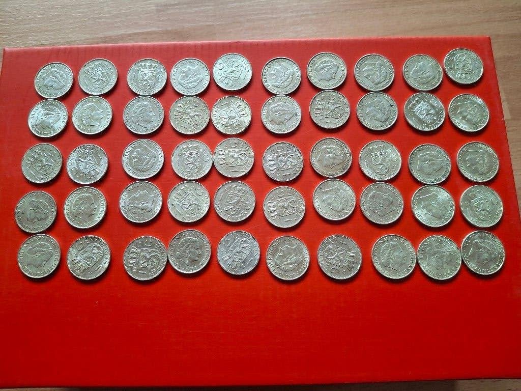 Zilveren Juluana guldens 50 stuks, 1 gulden, Koningin Juliana, Zilver, Ophalen of Verzenden
