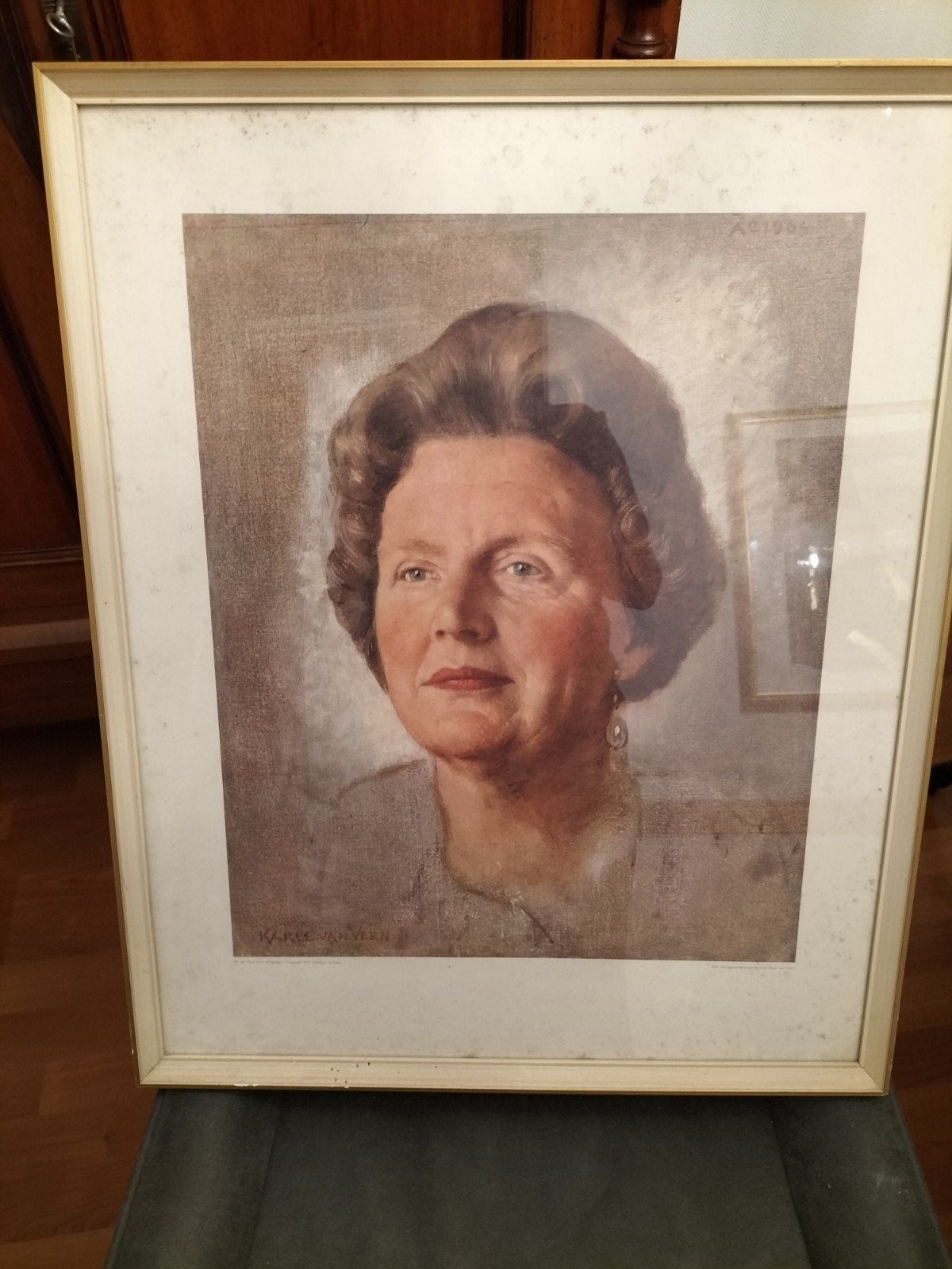 Portret Juliana door Karel van Veen - 1964, Antiek en Kunst, Ophalen