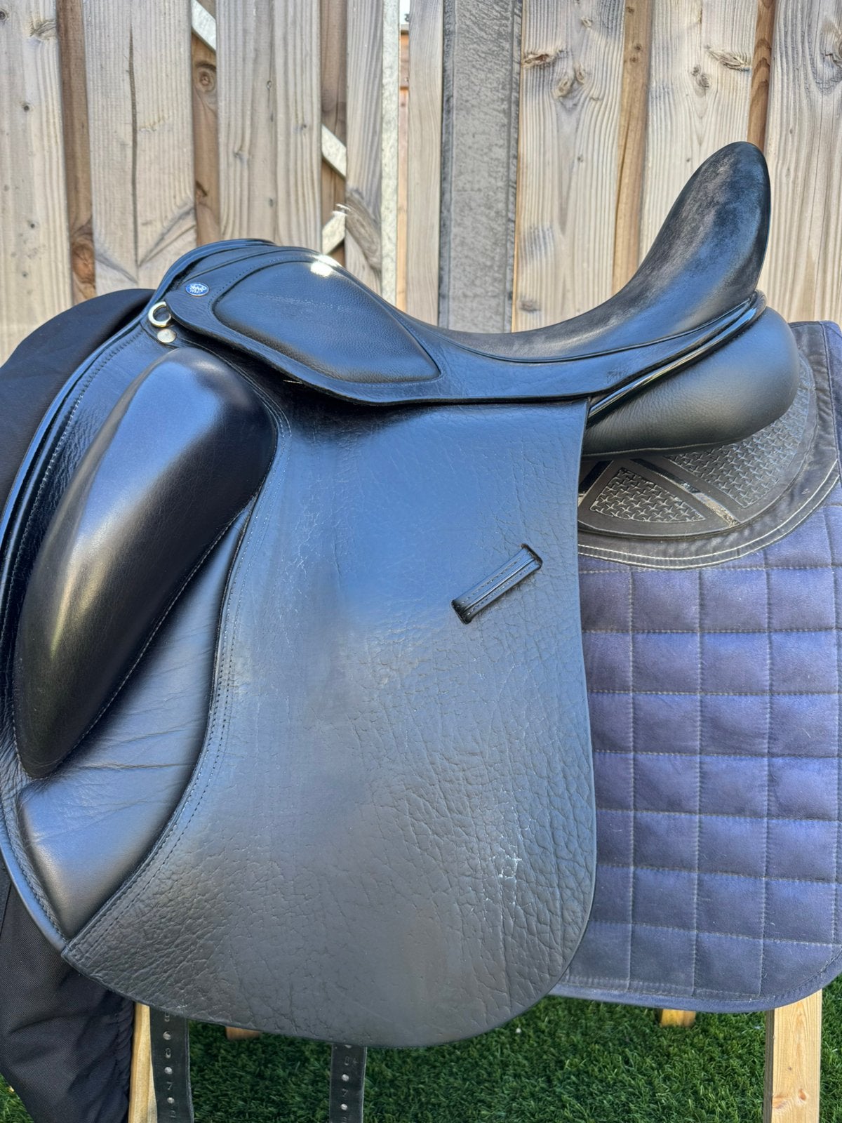 KM Custom buffelleer 17,5 inch, Ikonic@ikonic.nl, Ikonic, Dressuur, Ophalen of Verzenden