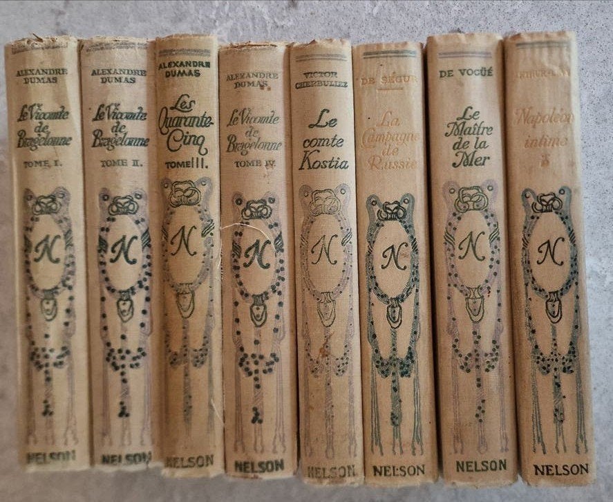 8  antieke Franse boekjes, Ophalen of Verzenden, Nelson