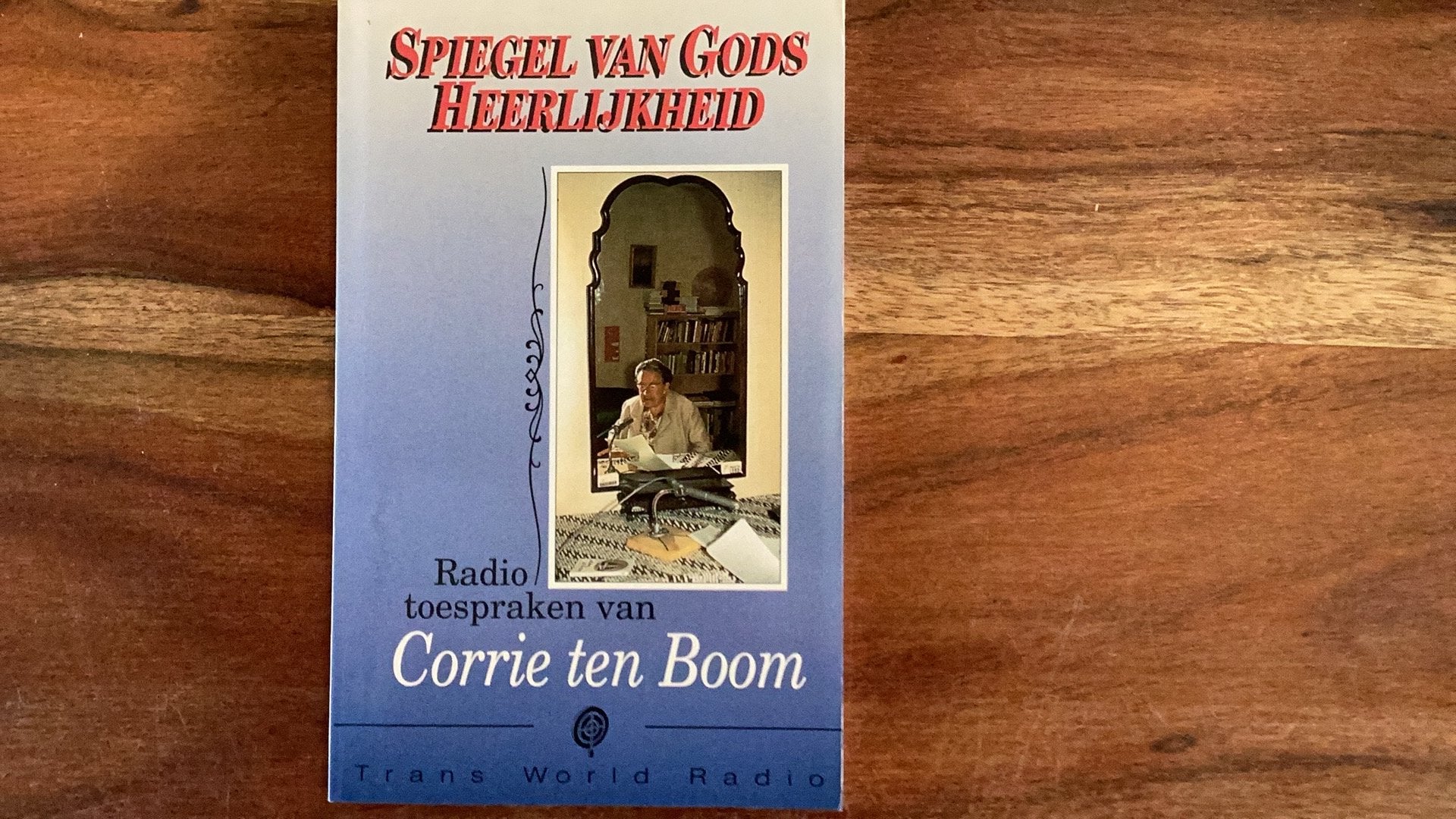 12 x Corrie ten Boom, inclusief cd Corrie verzetsstrijder, Ophalen of Verzenden, Tweede Wereldoorlog, Gelezen, Corrie ten Boom