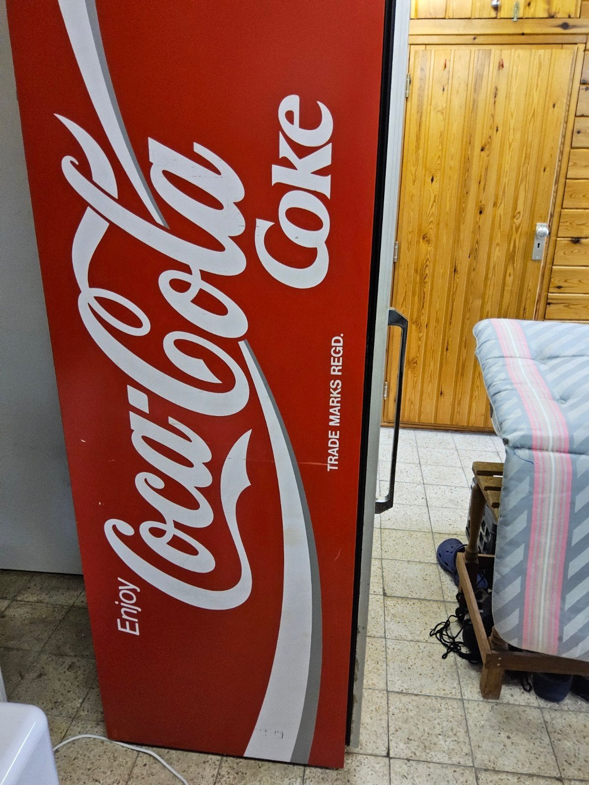 Coca-Cola display koelkast - Ideaal voor horeca of mancave, Ophalen, 200 liter of meer, 60 cm of meer, 160 cm of meer