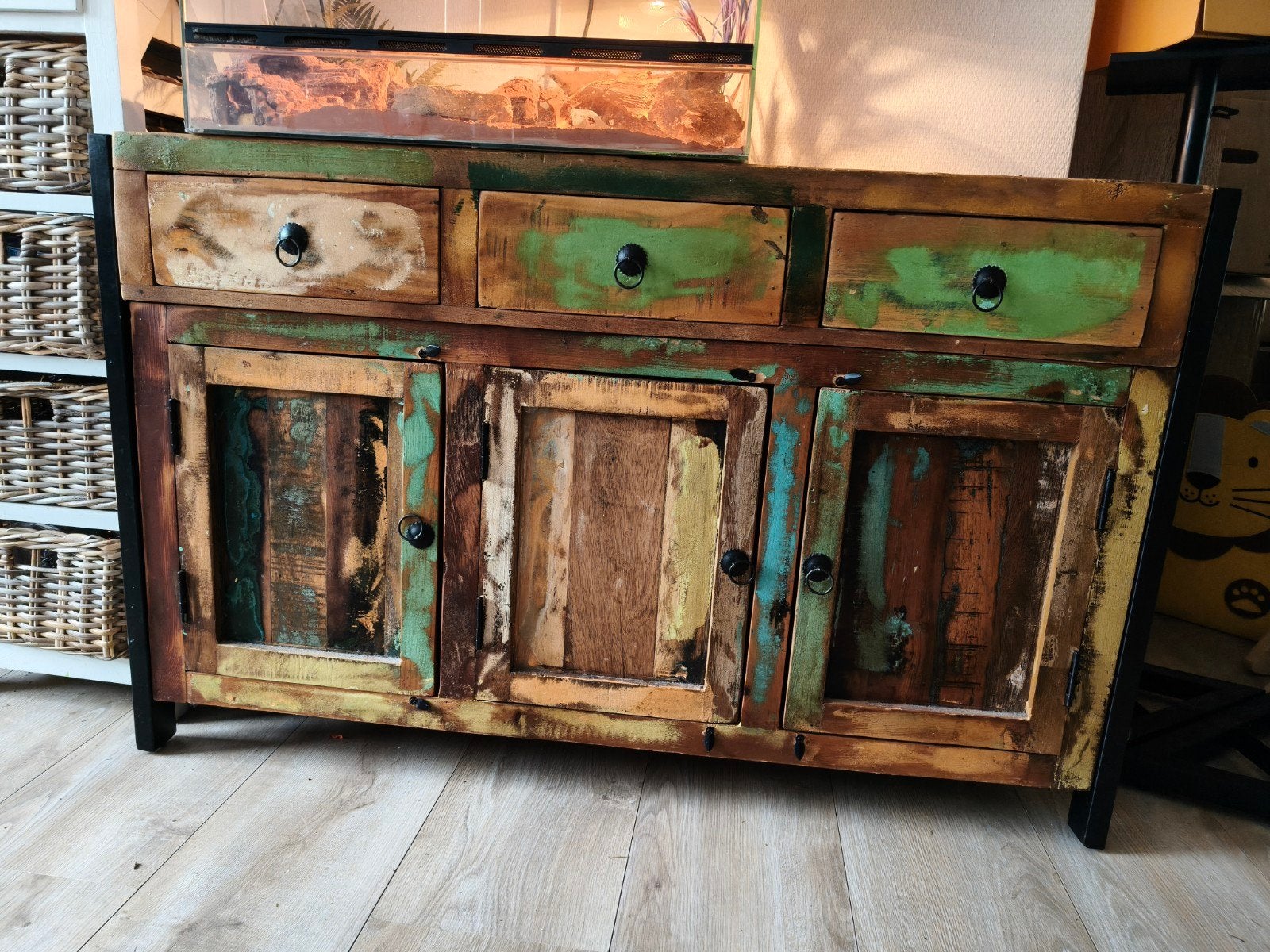 Dressoir van gerecycled hout, Huis en Inrichting, Ophalen, Zo goed als nieuw, 25 tot 50 cm, 100 tot 150 cm