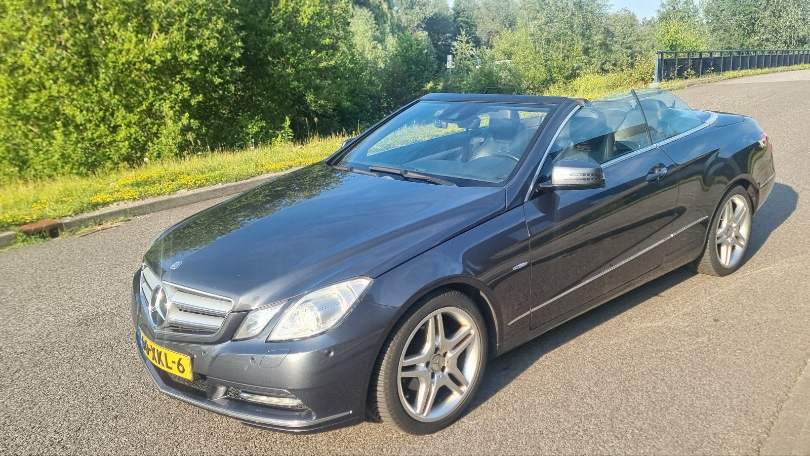 Mercedes E200 Cabriolet Aut. | Air.S. Air.C | Harman Ka Trek, Auto's, Mercedes-Benz, Particulier, E-Klasse, ABS, Adaptieve lichten