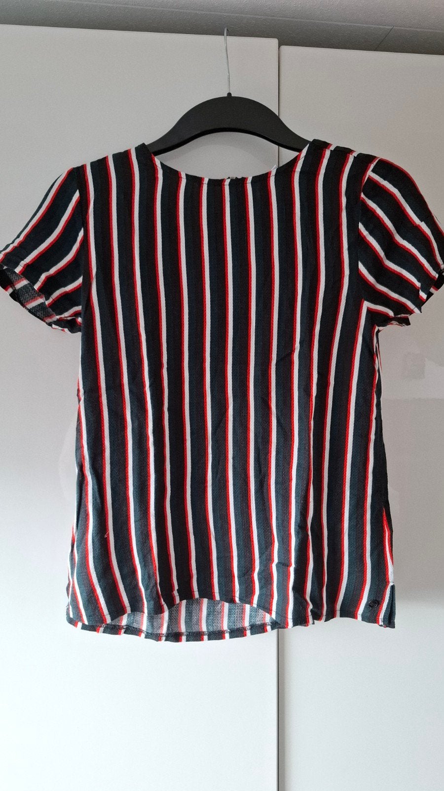 Gestreept shirt dames maat s, Distrikt Nørrebro, Kleding | Dames, Ophalen of Verzenden, Zo goed als nieuw, Korte mouw