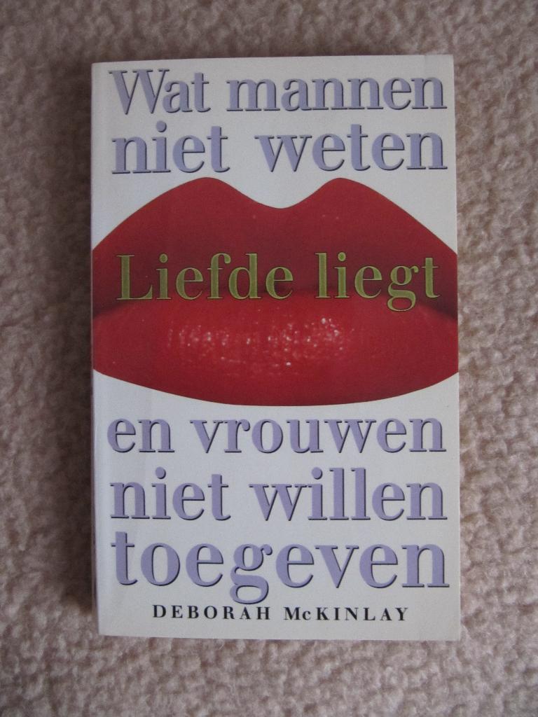 Liefde liegt door Deborah McKinlay, Ophalen of Verzenden, Zo goed als nieuw, Deborah McKinlay
