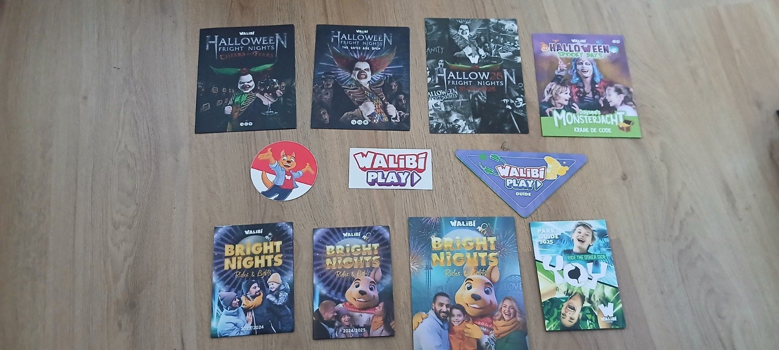 walibi plattegrond hfn play bright nights sticker park plan, Verzamelen, Ophalen of Verzenden, Nieuw