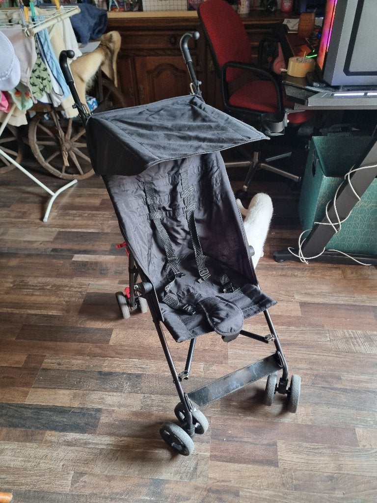 Zwarte Buggy Inklapbaar Met Zonneklep, Ophalen, Gebruikt, Overige merken, Zonnekap