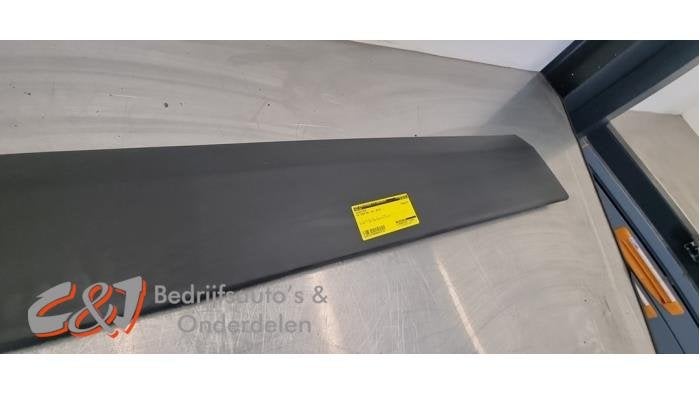 Sierstrip van een Volkswagen Crafter, Gebruikt, -, Volkswagen, -