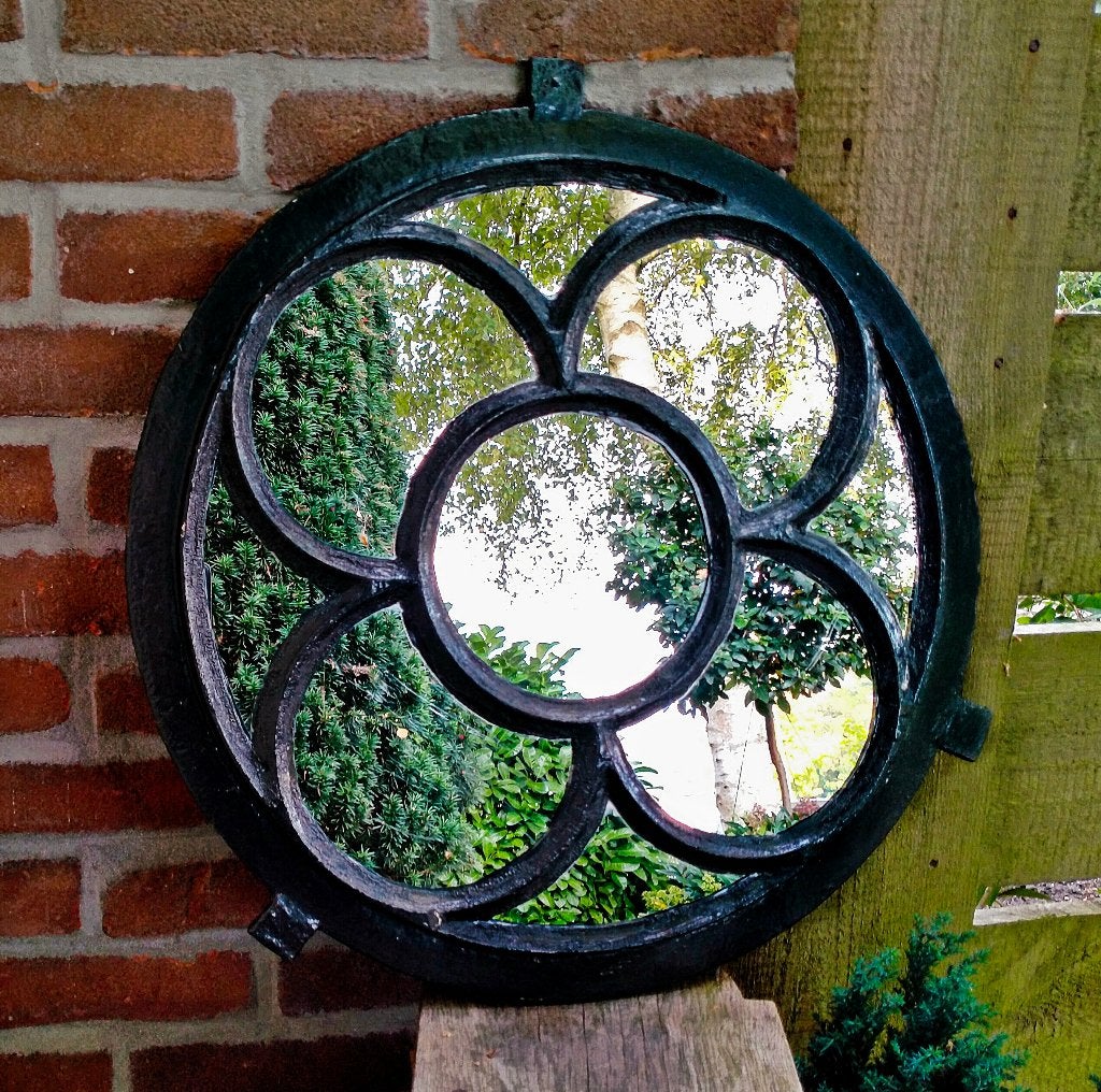 Boeren Tuin Spiegel - Antiek ijzeren Stalraam Tuinspiegel, Ophalen of Verzenden, Zo goed als nieuw