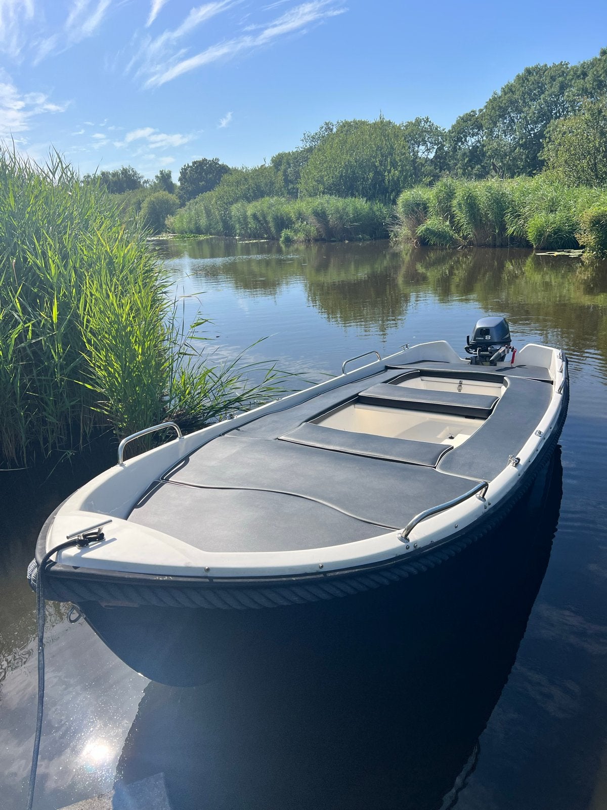 Liberty 430 sloep met Yamaha 8pk buitenboordmotor en trailer, Watersport en Boten, Sloepen, Ophalen, Gebruikt, Anker, Buitenboordmotor