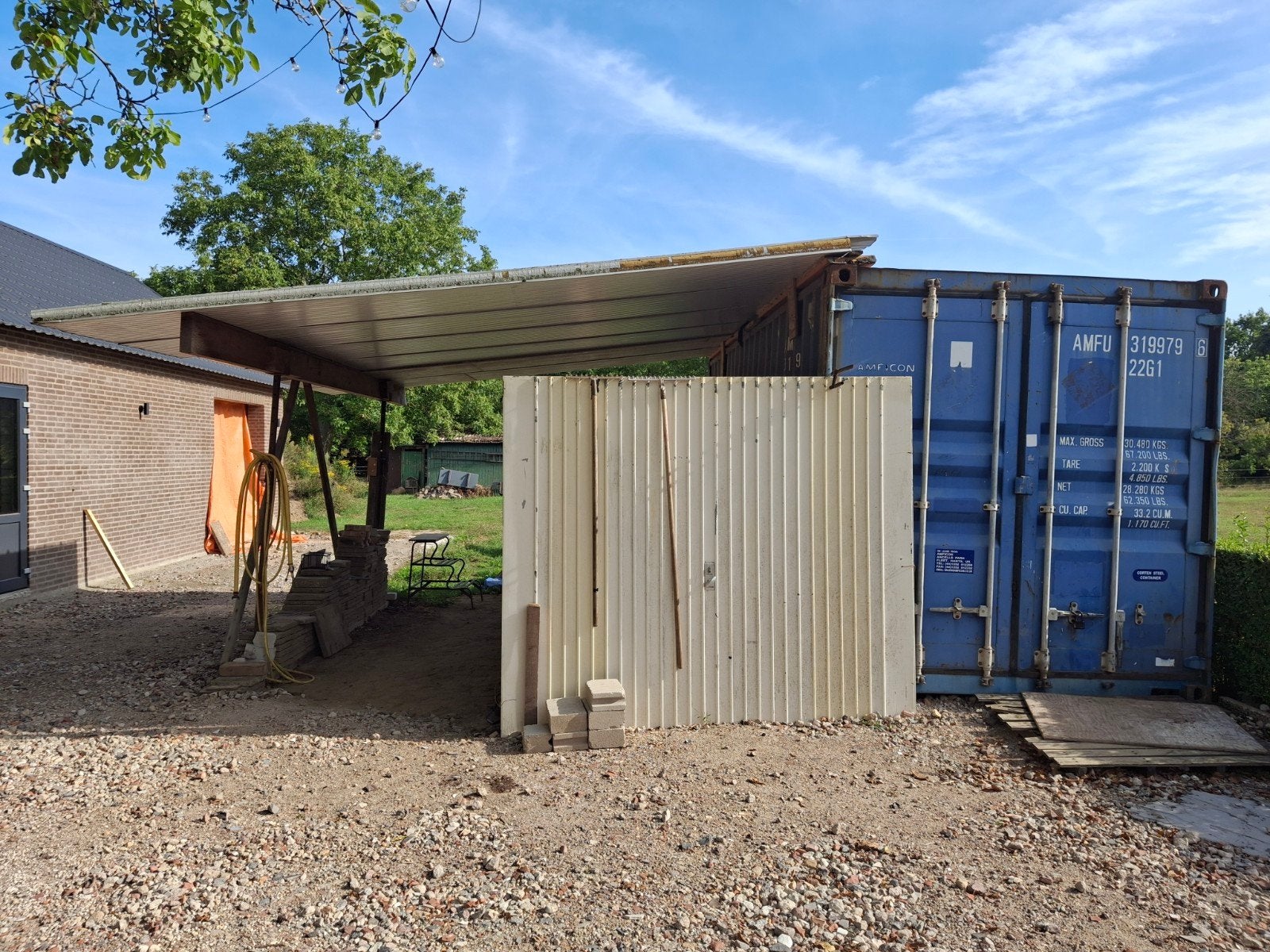 Opslagcontainer met overkapping, Ophalen