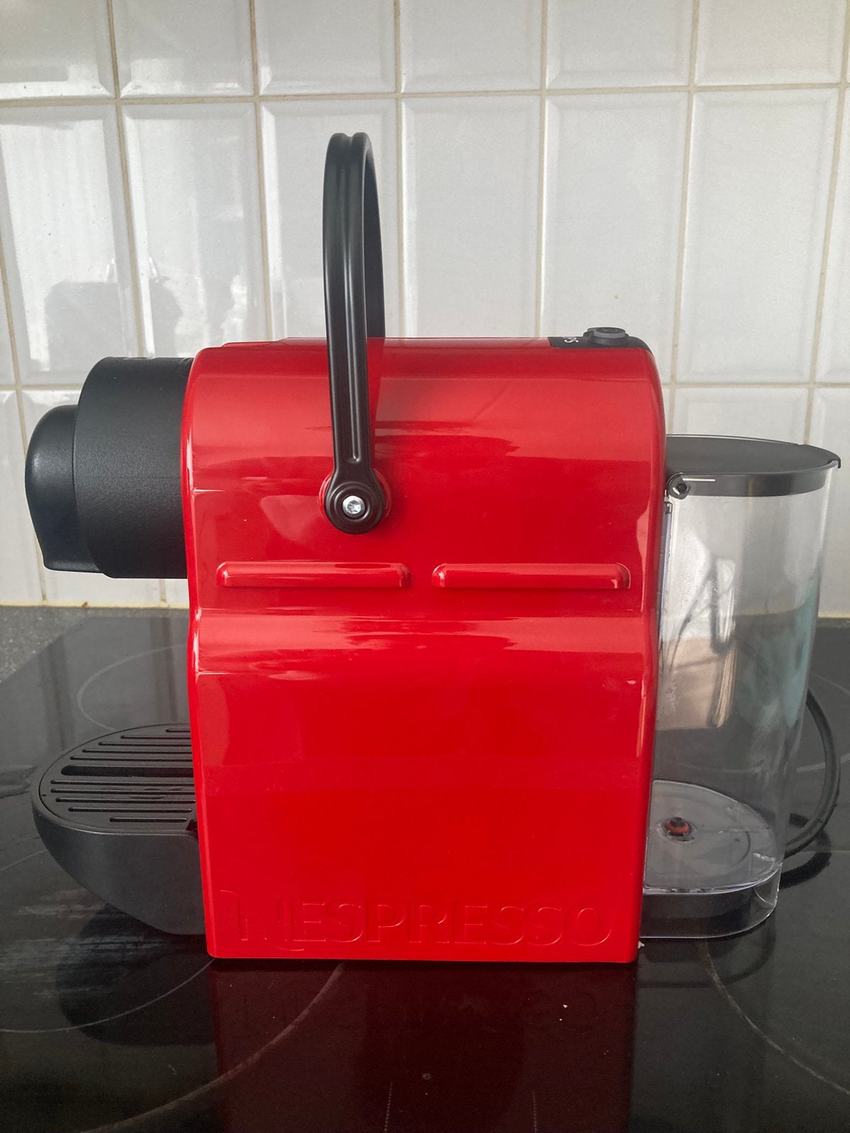 Foto 5 van Krups Nespresso Inissia XN1005 - Koffiecupmachine nieuw