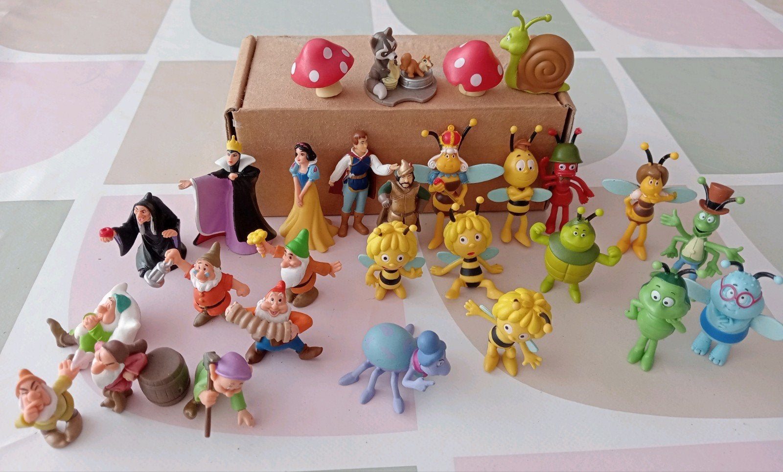 Sneeuwwitje, Maya de Bij en andere Disney figuren, Ophalen, Gebruikt
