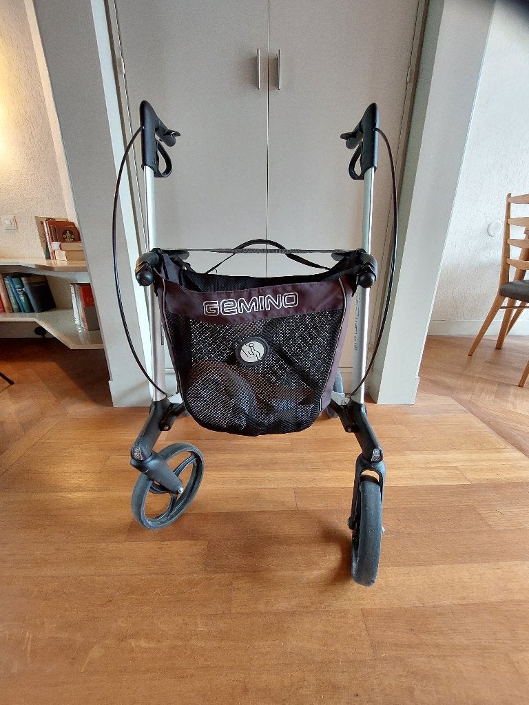 Gemino Rollator Verstelbaar izgs, Ophalen, Opvouwbaar, Gebruikt