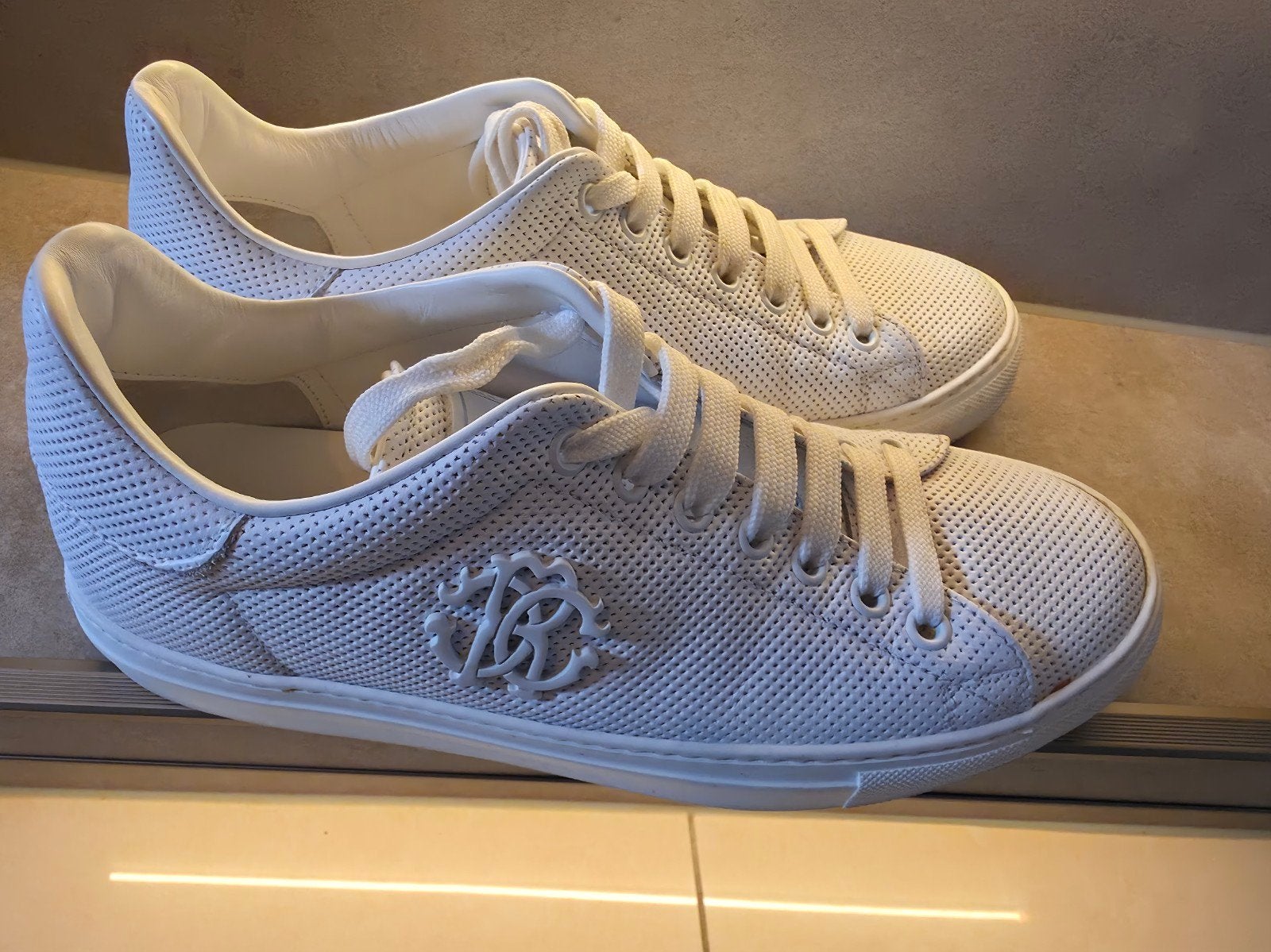 Roberto Cavalli sneakers maat 38
Als nieuw!, Wit, Ophalen of Verzenden, Sneakers of Gympen, Zo goed als nieuw