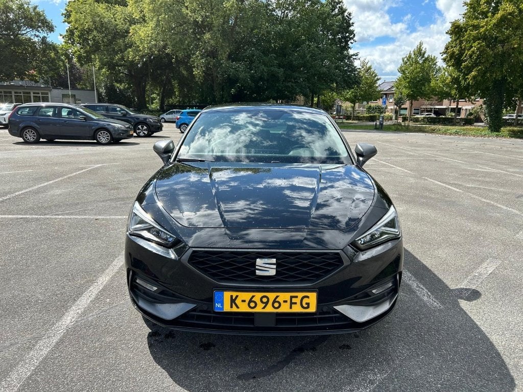 Seat Leon 1.5 TSI FR-line NAP Keyless/Carplay/Leder, Voorwielaandrijving, 1498 cc, 4 cilinders, 150 pk