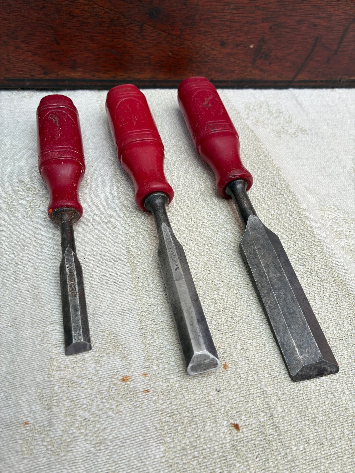 Set van 3 Berg beitels Eskilstuna met rode handvatten, Ophalen of Verzenden