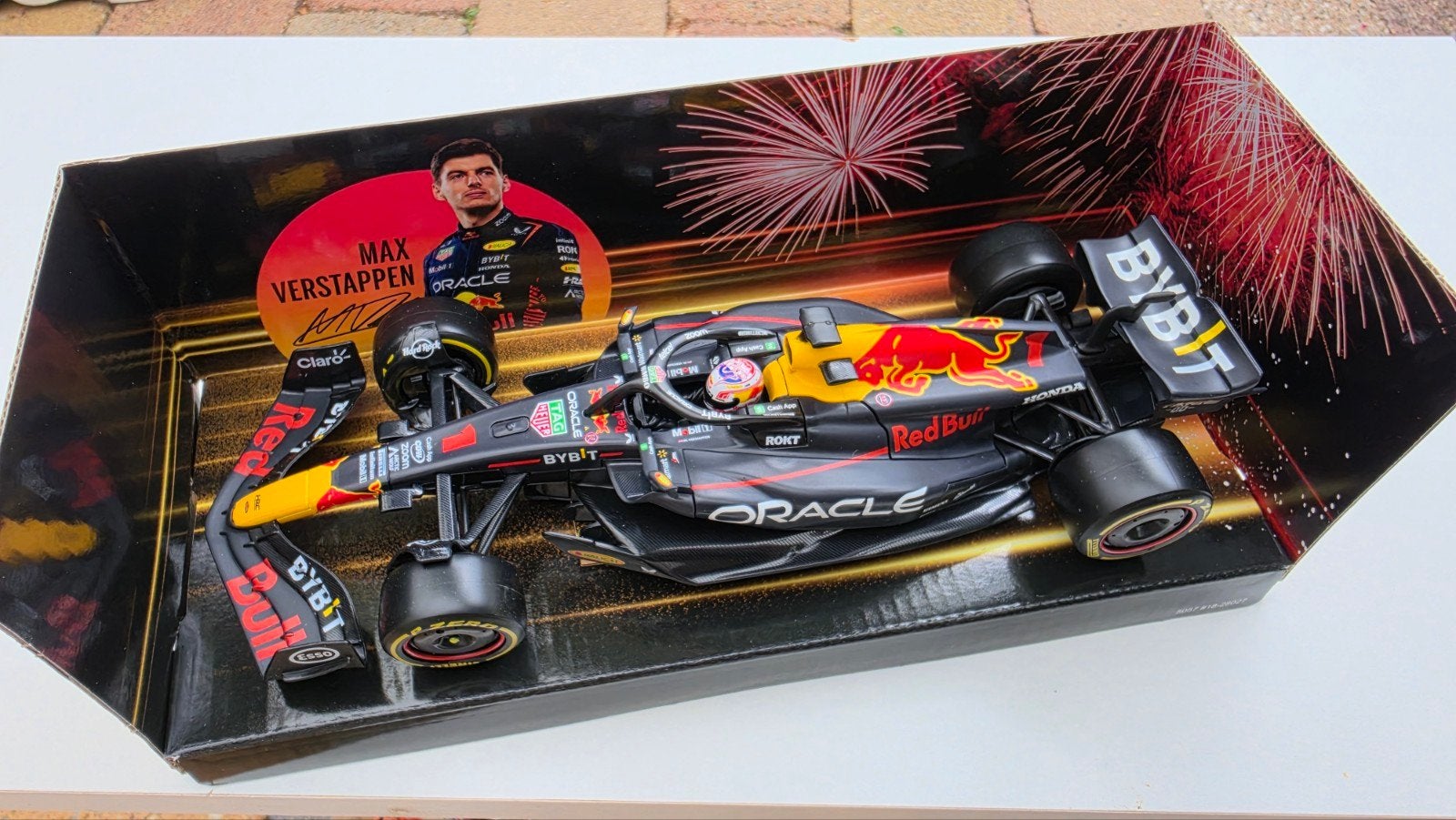 Max Verstappen Red Bull Racing F1 Auto 1:24 Jumbo Editie, Ophalen, Zo goed als nieuw, Auto, Overige merken