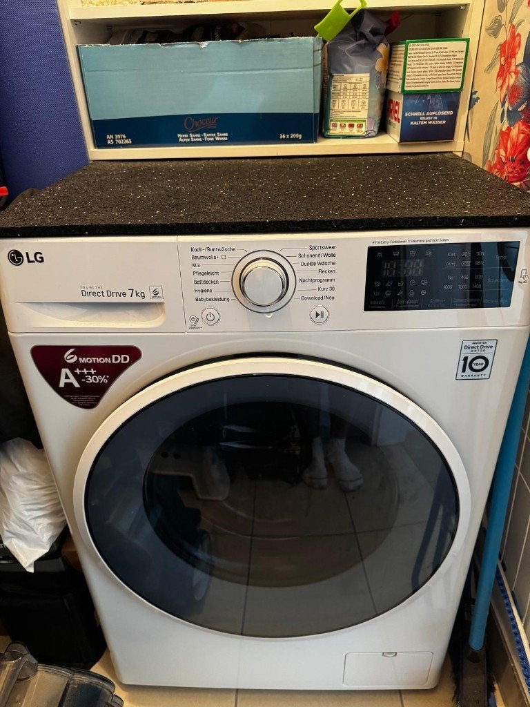 LG Direct Drive 7kg wasmachine met kast, 6 tot 8 kg, Ophalen, 1200 tot 1600 toeren, 85 tot 90 cm