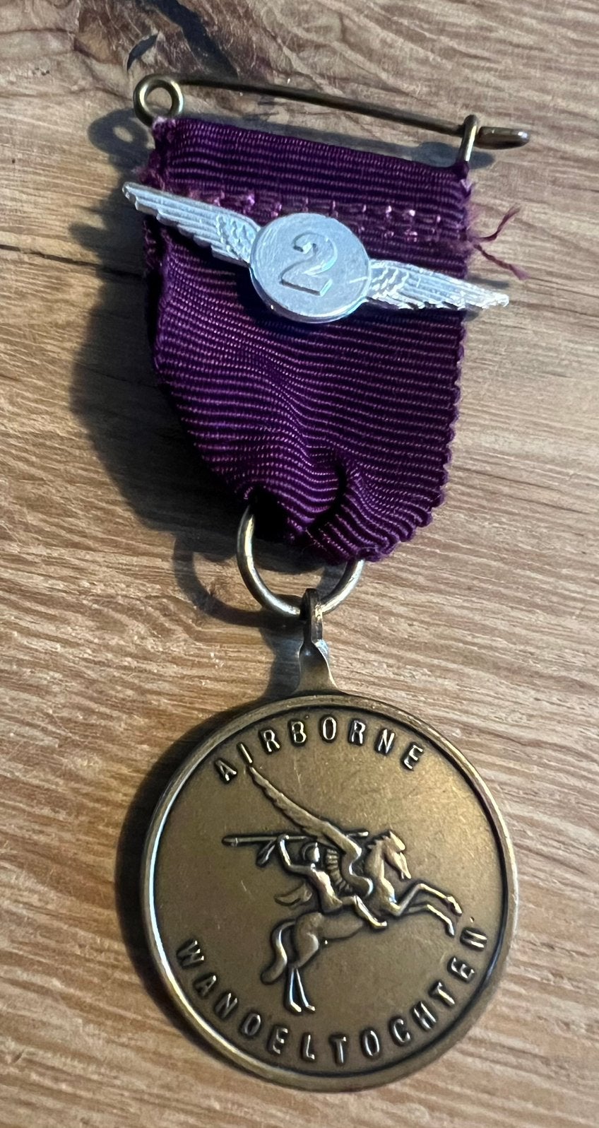 Medaille Airborne wandeltocht Politie Sport Vereniging., Ophalen of Verzenden, Brons, Nederland
