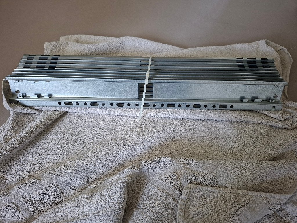 8x ikea besta wandrail, Ophalen of Verzenden, Zo goed als nieuw, 250 mm of meer, Overige typen