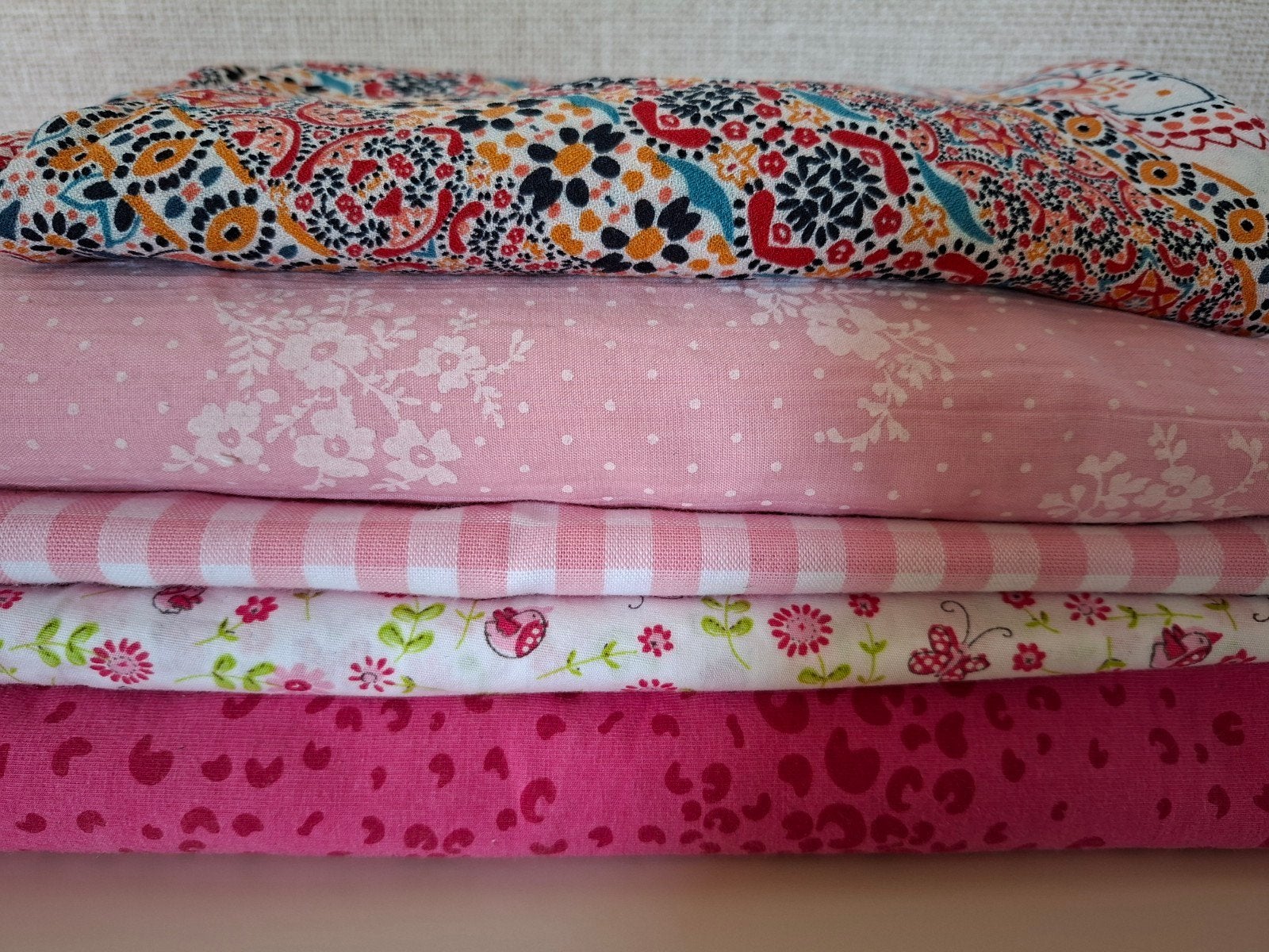 Stoffen, meisjes, roze tricot, katoen en viscose, Hobby en Vrije tijd, Stoffen en Lappen, 120 cm of meer, Nieuw, Ophalen of Verzenden