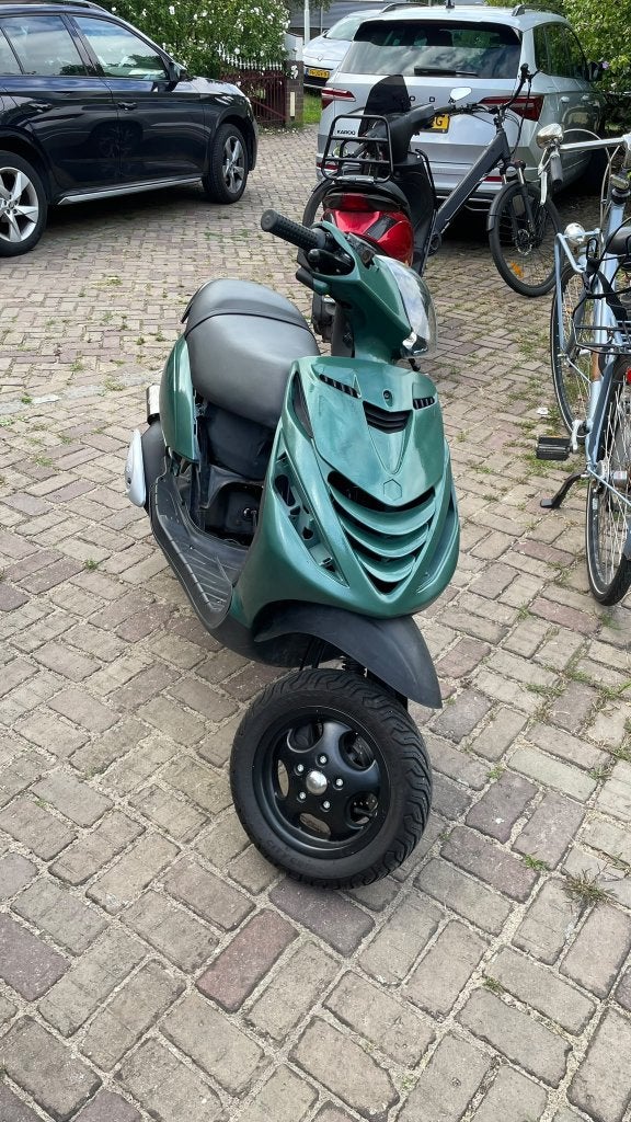 Zip 70cc 2t, Fietsen en Brommers, Ophalen, Tweetakt, Maximaal 45 km/u, Zip