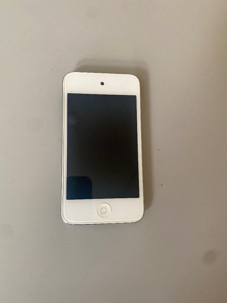 Ipod 2nd generation 8GB incl oplader, Gebruikt, Overige kleuren, Touch, Ophalen of Verzenden
