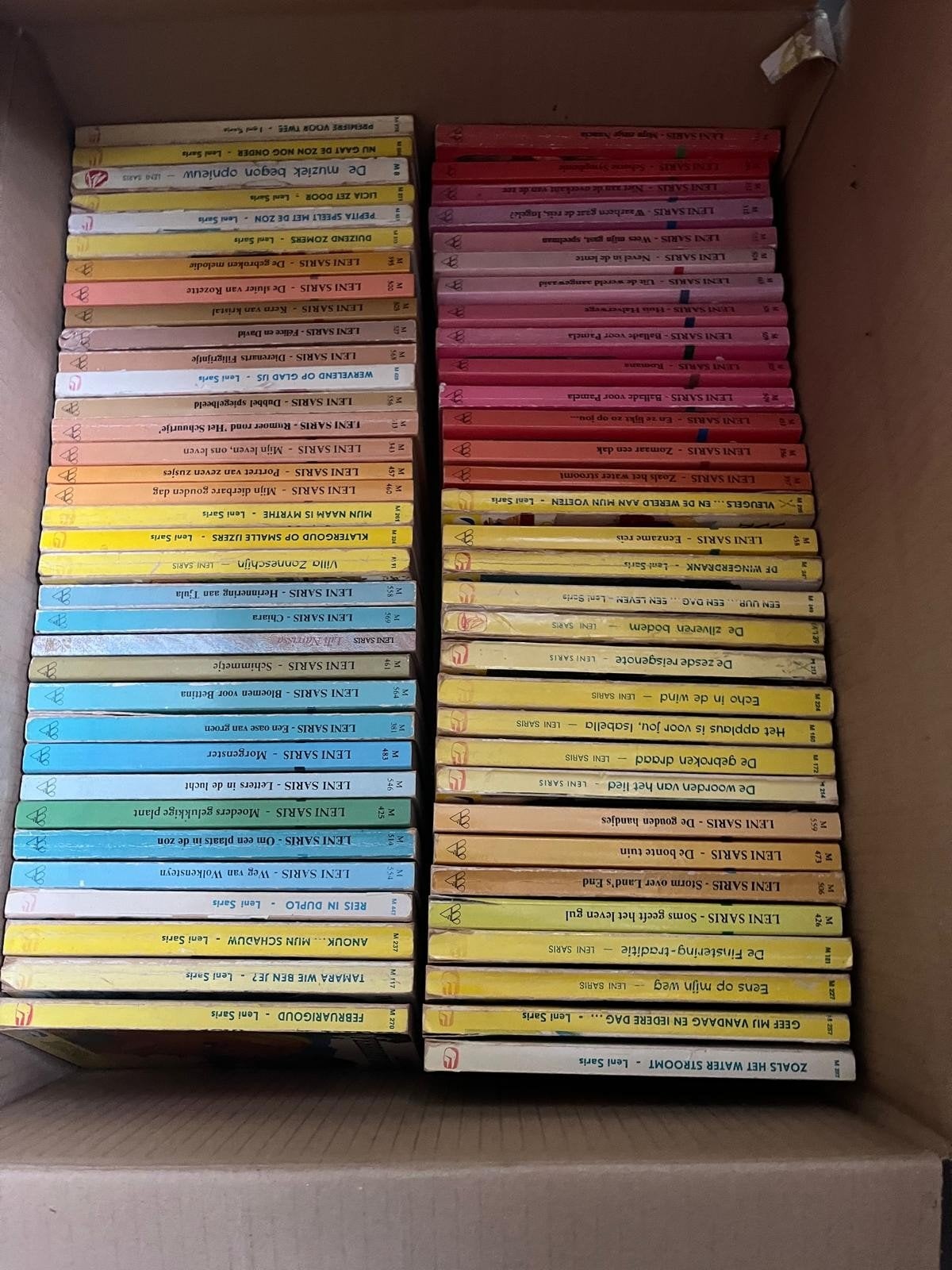 Gratis: Leni Saris boeken, Boeken, Ophalen, Gelezen
