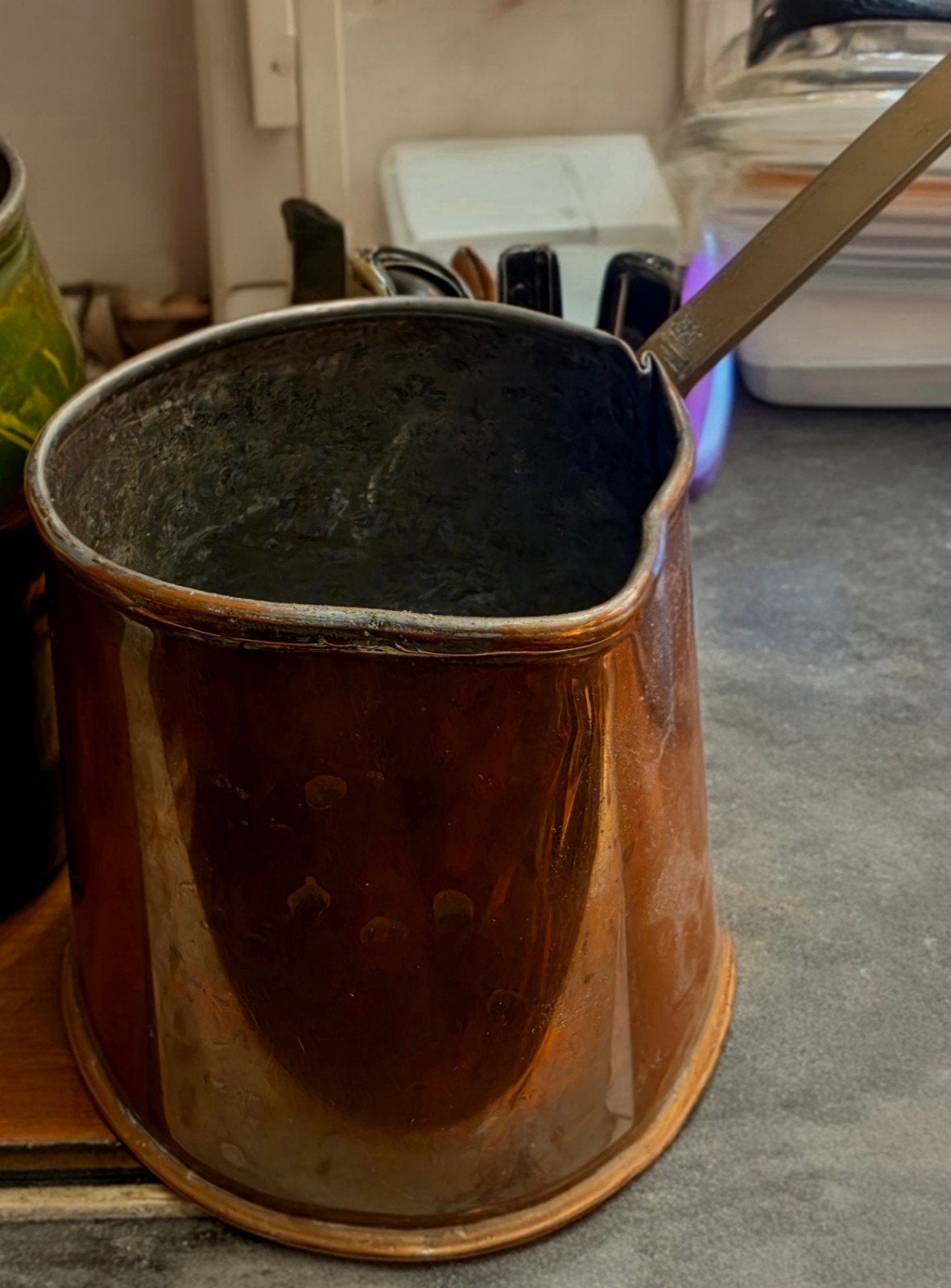 Antieke koperen Cezve melkpan met lange steel, Ophalen of Verzenden, Koper