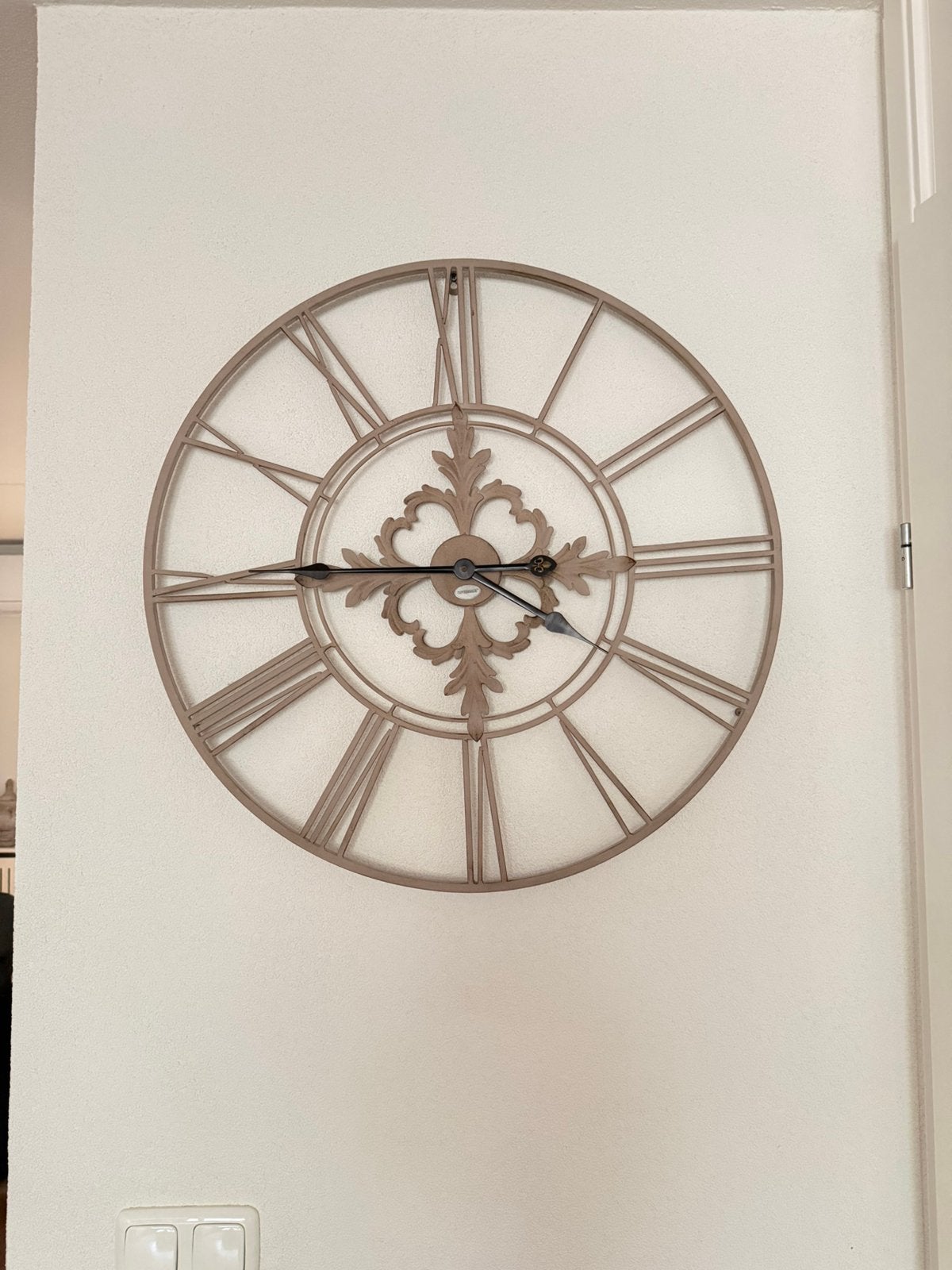 Te koop riverdale klok, Ophalen, Zo goed als nieuw, Wandklok
