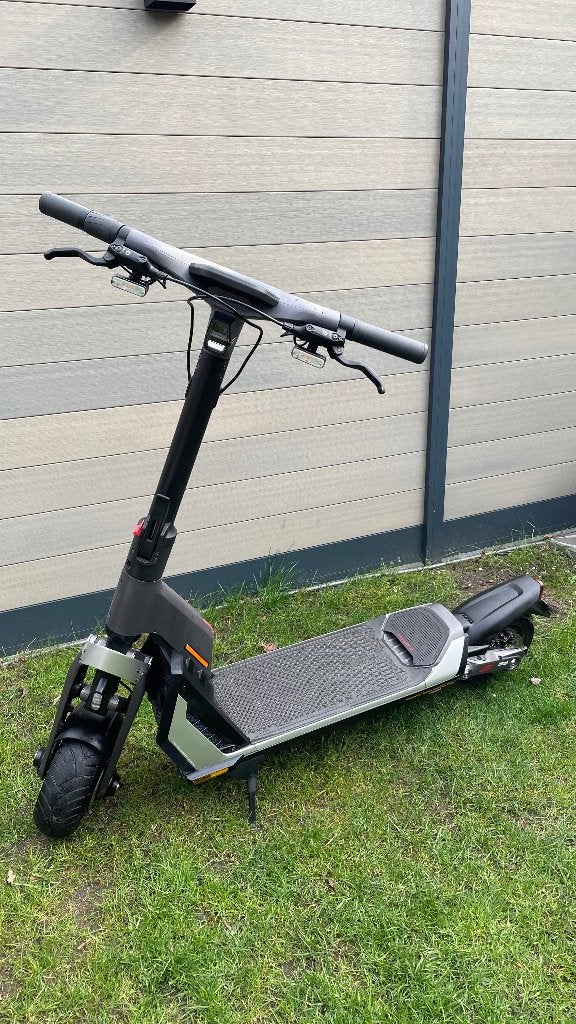 SEGWAY GT1 elektrische step KickScooter GT1E, Fietsen en Brommers, Steps, Ophalen, Zo goed als nieuw, Elektrische step (E-scooter)