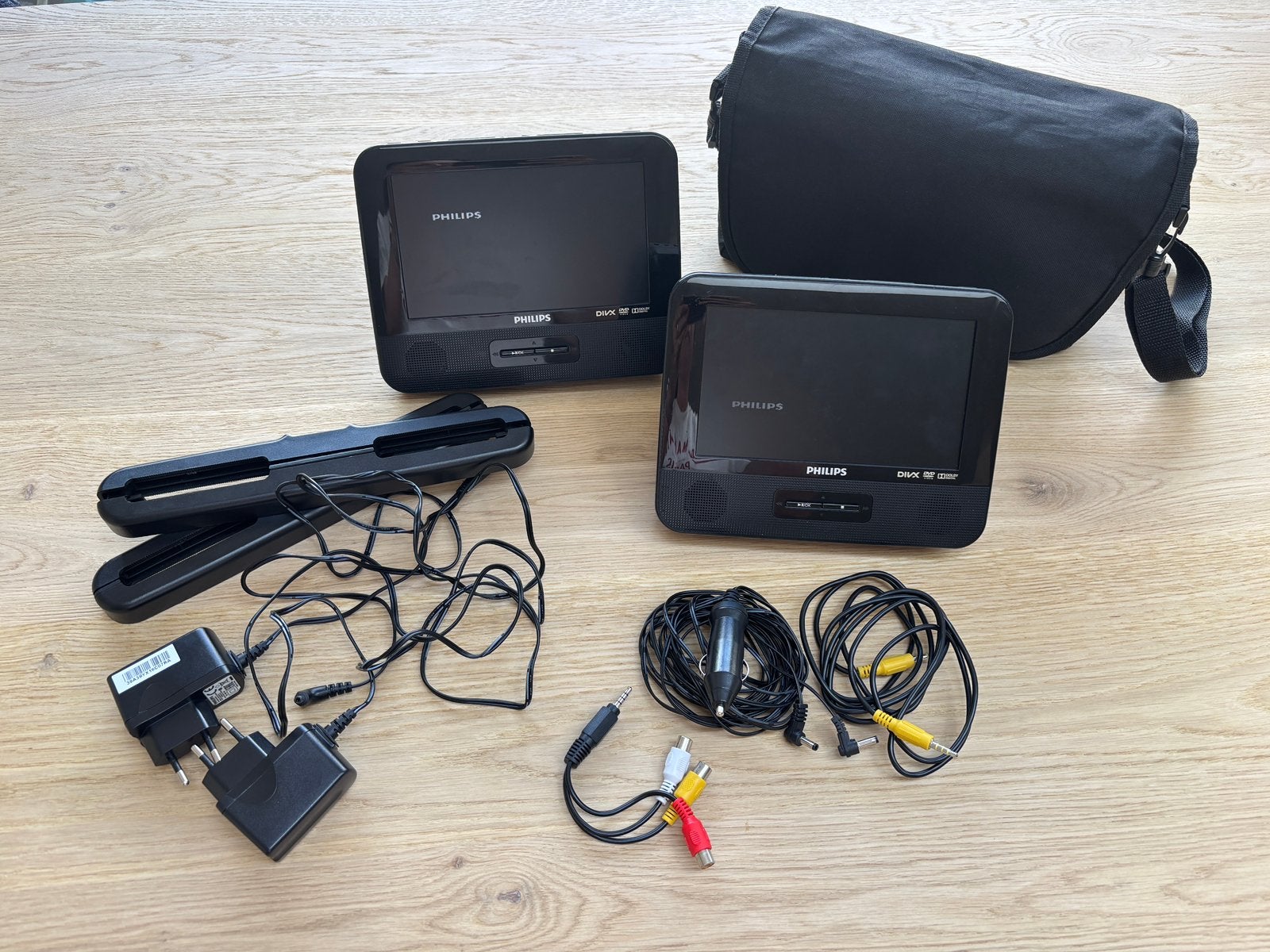 Philips draagbare DVD spelers + montagesteunen en opbertas, Audio, Tv en Foto, Dvd-spelers, Ophalen of Verzenden, Dvd-speler, Philips