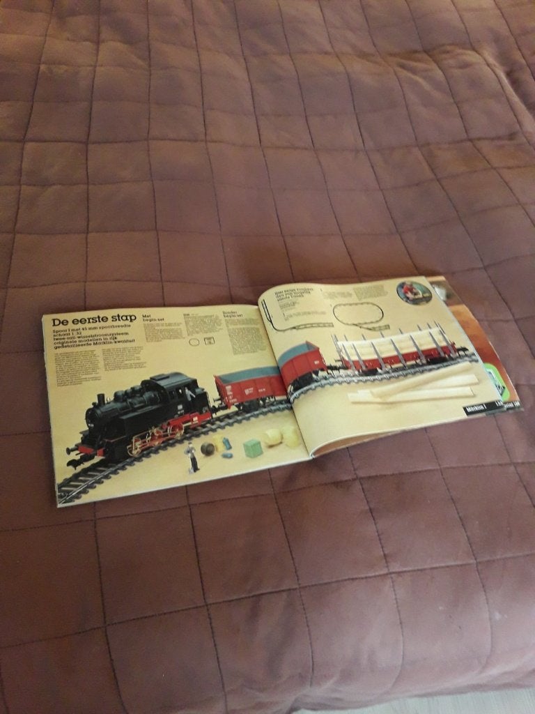 MÄRKLIN, Hobby en Vrije tijd, Ophalen, Wisselstroom, Boek, Tijdschrift of Catalogus, Zo goed als nieuw