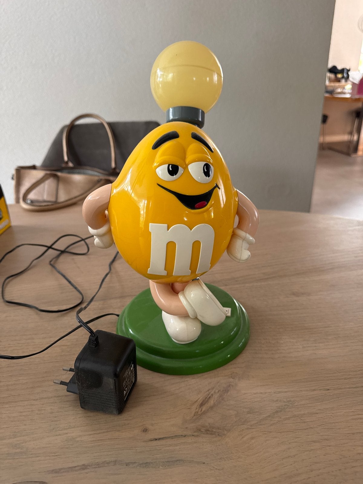 M&M's Tafellamp - Gele M&M Figuur met Licht, Ophalen, Overige merken, Gebruikt, Kunststof