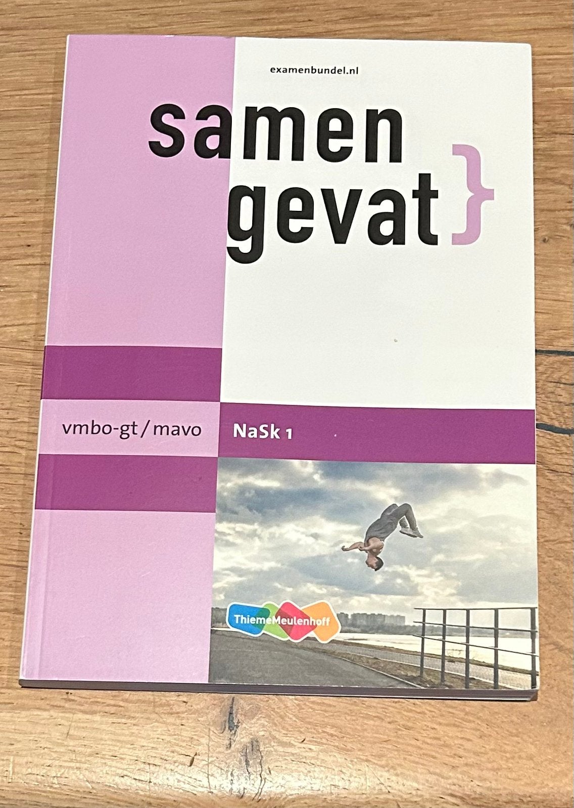Examenbundel en samengevat natuurkunde(nask1) mavo, Boeken, Ophalen of Verzenden, Zo goed als nieuw, VMBO, Natuurkunde