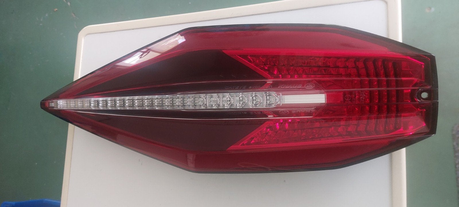 Knaus Cateye Evolution 1.0 Achterlichtunit, Caravans en Kamperen, Caravan accessoires, Ophalen, Zo goed als nieuw