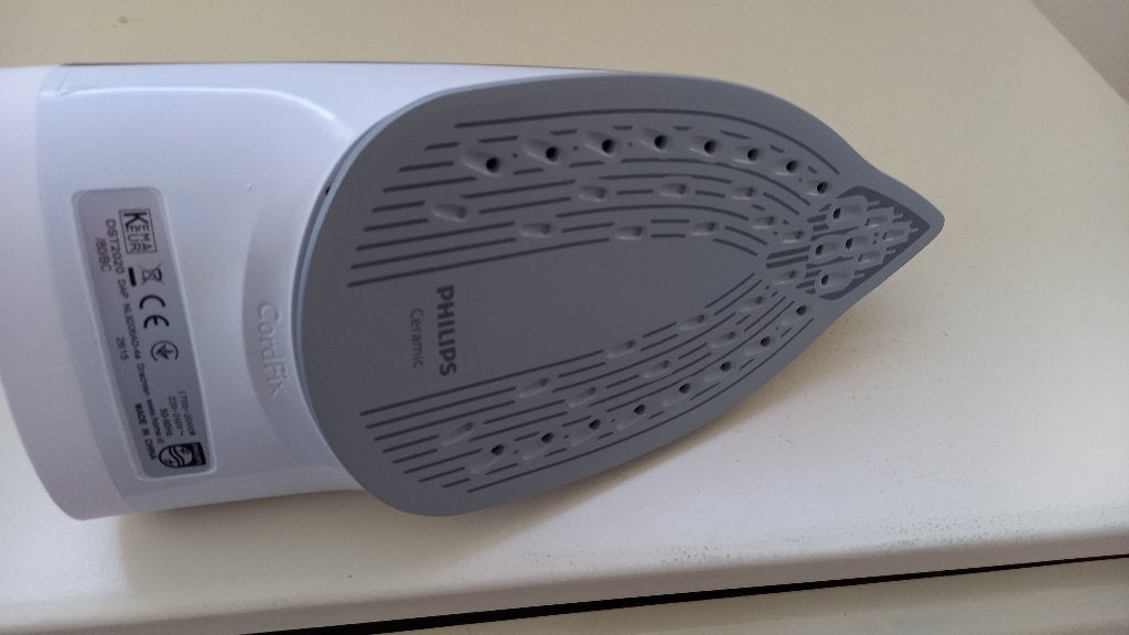 Strijkijzer Philips 2000 series Ceramic - stoom, Ophalen of Verzenden, Nieuw, Strijkijzer met snoer