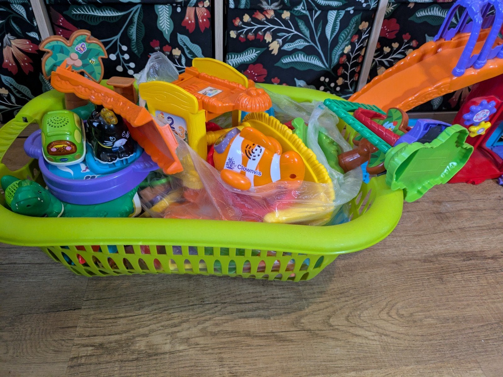 VTech Toet Toet Auto's Garage en Speelset met extra's, Ophalen, Gebruikt, Jongen of Meisje
