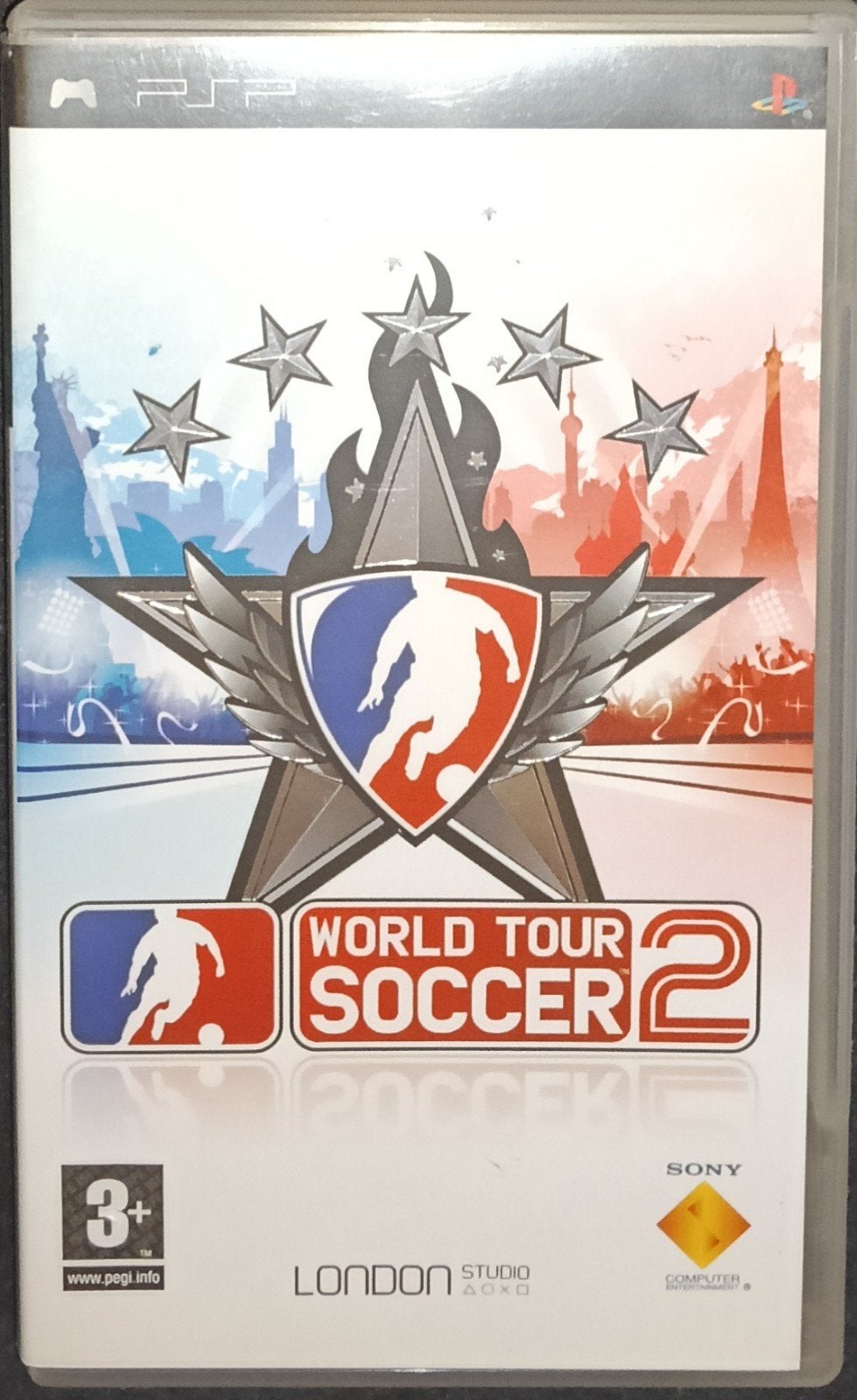World Tour Soccer 2 psp, 1 speler, Ophalen of Verzenden, Zo goed als nieuw, Vanaf 3 jaar