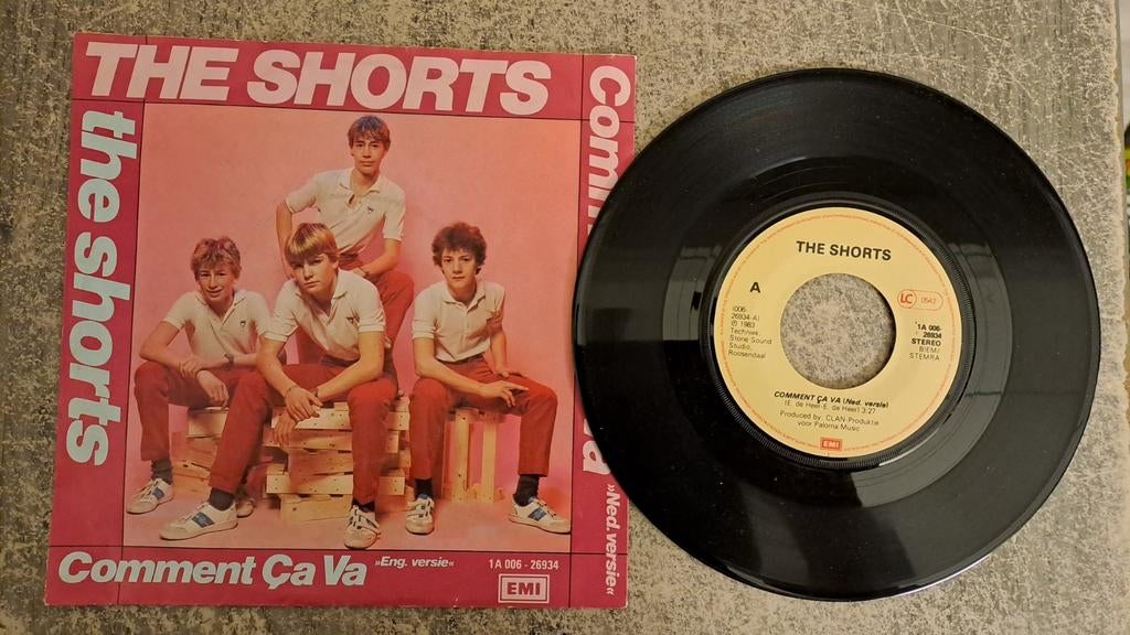 The shorts Shorts  - comment ca va, Fotohoes, Ophalen of Verzenden, Gebruikt, Nederlandstalig