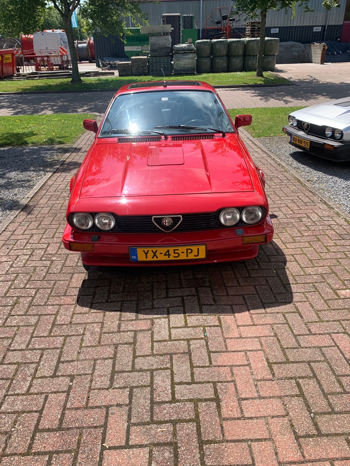 Gtv6 3.0v6, Zwart, Particulier, Open dak, Achterwielaandrijving