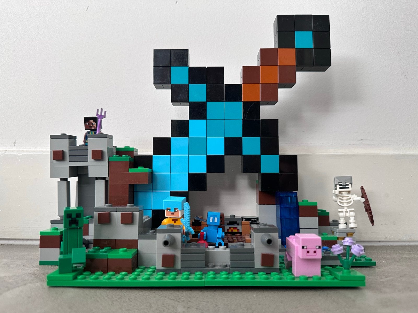 LEGO Minecraft 21244 Het Zwaardbolwerk - Complete set, Gebruikt, Minecraft, Lego, Ophalen of Verzenden