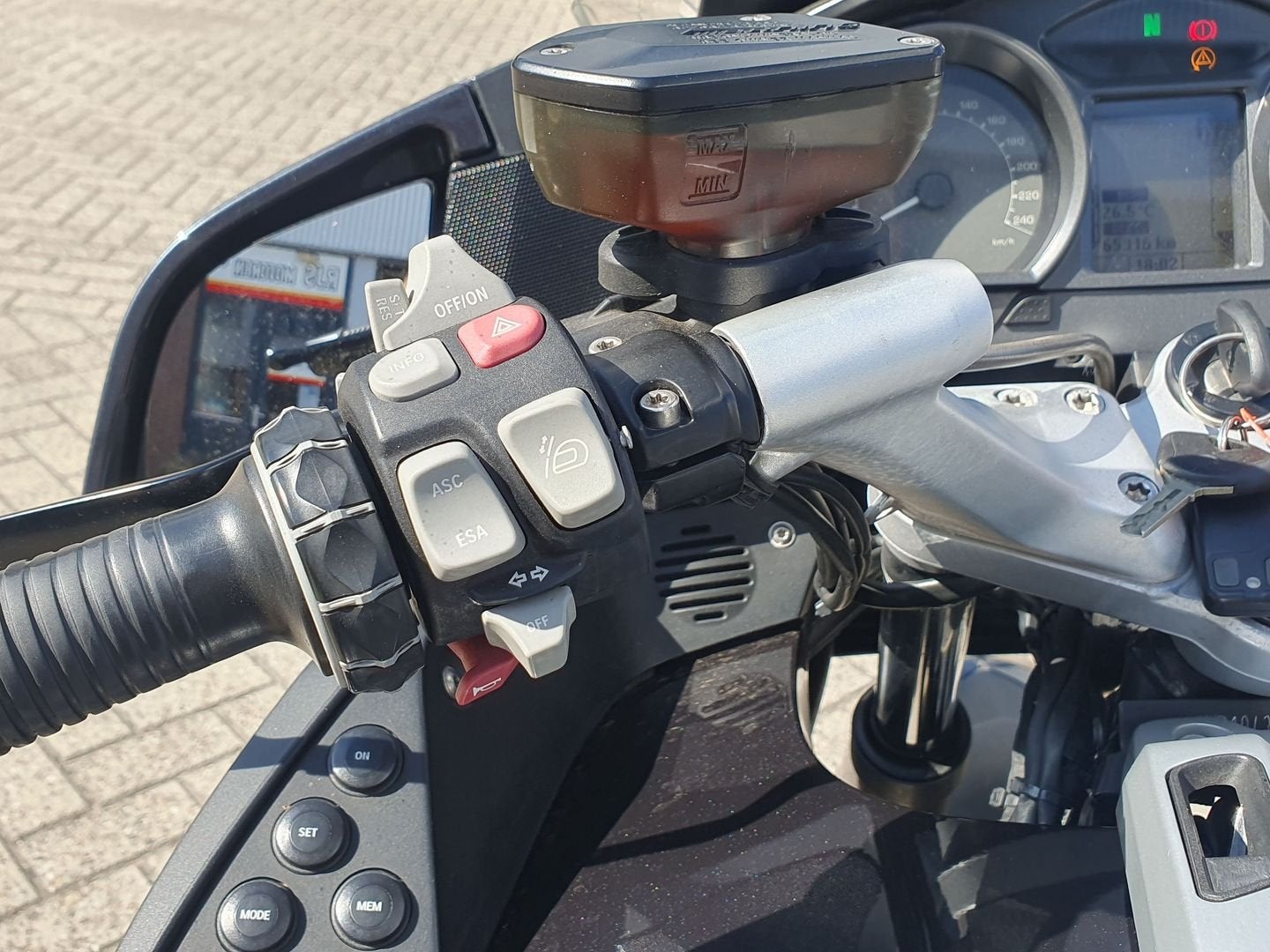 BMW R 1200 RT (bj 2010), 2 cilinders, Motorrijbewijs A, Bedrijf, Meer dan 35 kW