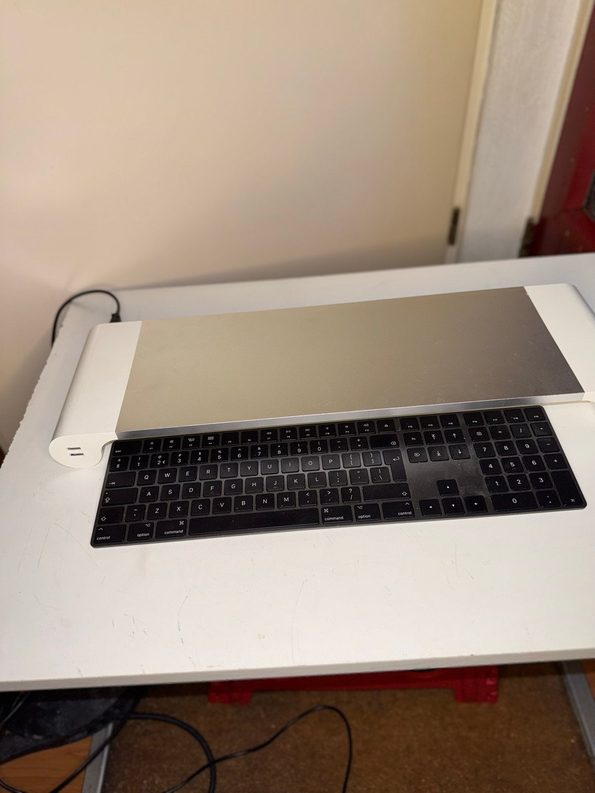 Satechi Type-C Aluminium Monitor Standaard met USB 3.0 Hub, Ophalen of Verzenden, Gebruikt